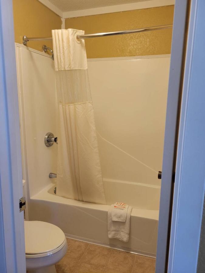 Smokies Inn - New Linens & Ultrafast Wifi - Friendliest Hospitality Guaranteed! Kodak Eksteriør billede